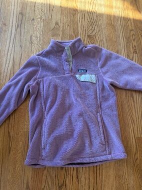 Patagonia Lavender woman's ' Synchilla Snap-T Fleece Pullover